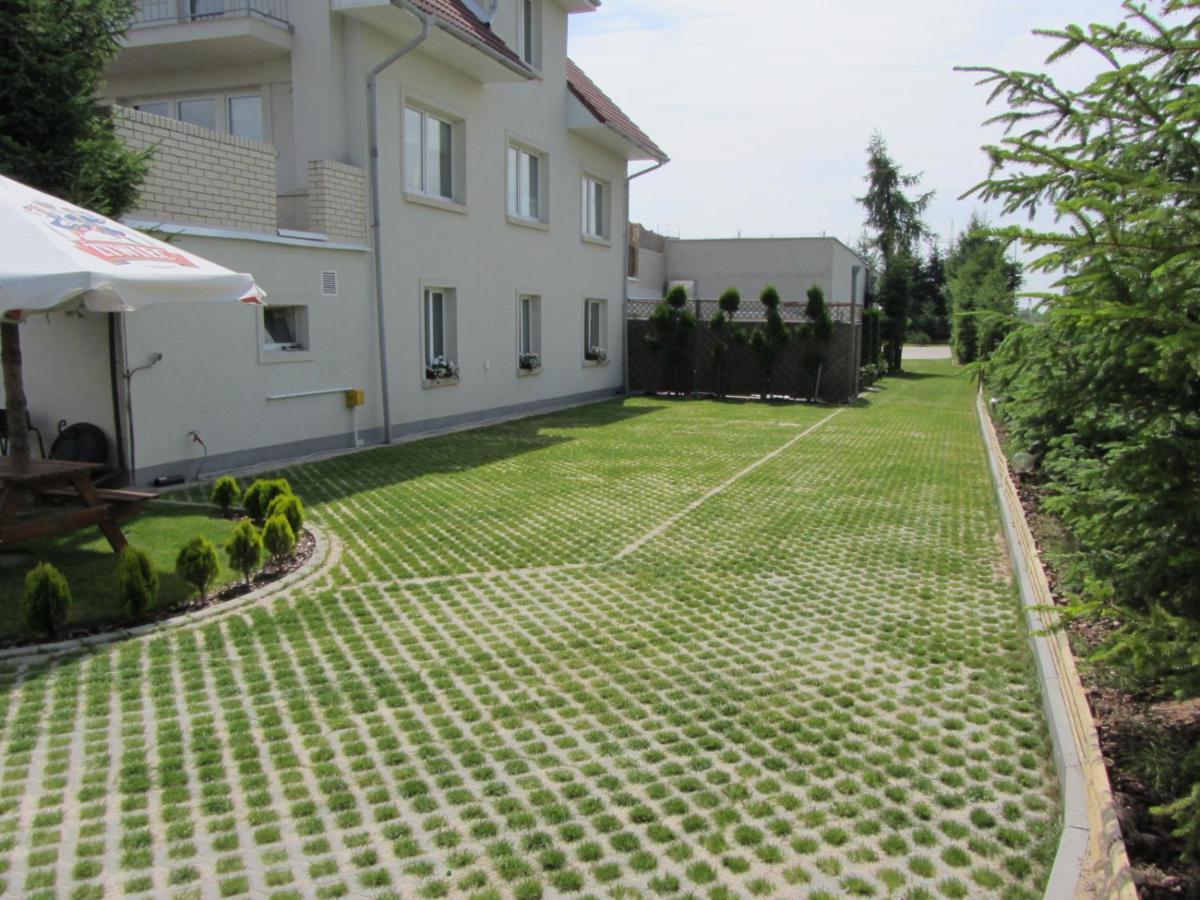 Pokoj Vivat Mierzyn  Ngoại thất bức ảnh